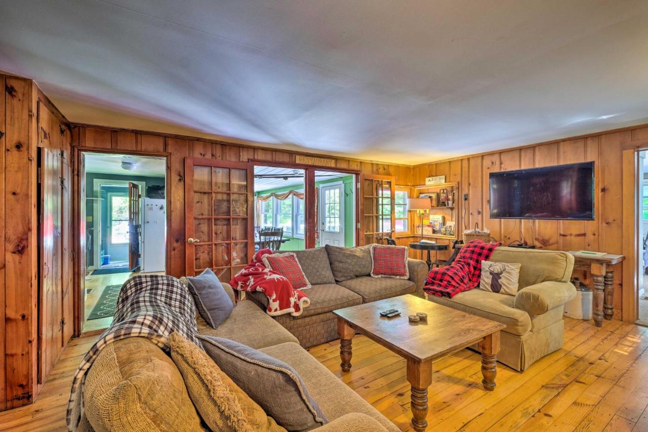 Charming Wilmington Cabin, 8 Mi To Mt Snow! Villa Luaran gambar