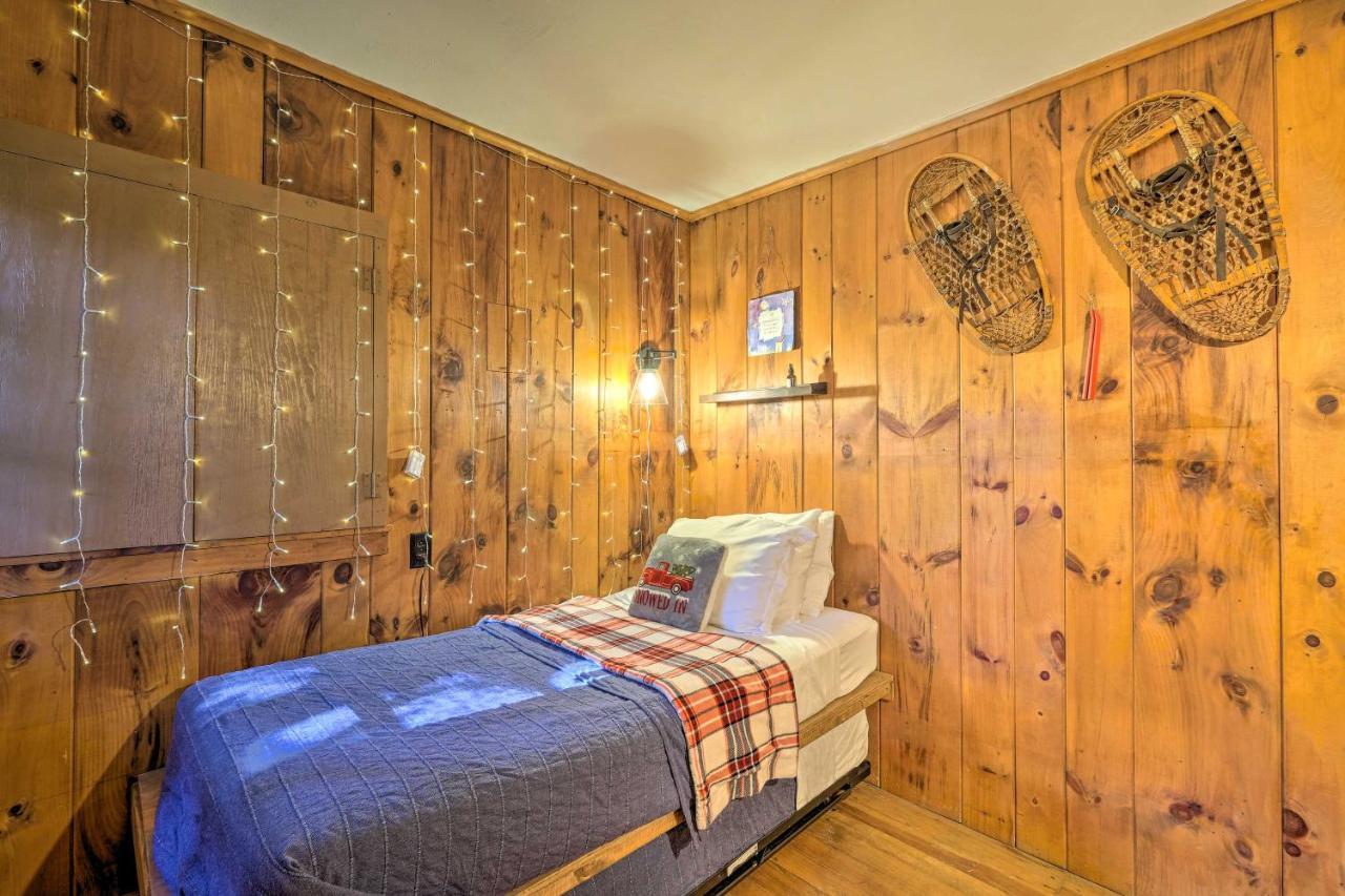 Charming Wilmington Cabin, 8 Mi To Mt Snow! Villa Luaran gambar