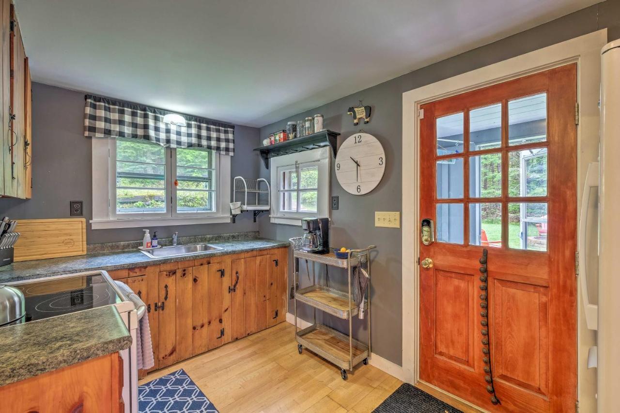 Charming Wilmington Cabin, 8 Mi To Mt Snow! Villa Luaran gambar